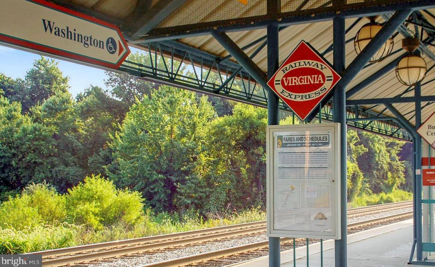 4794 Gainsborough Dr, Fairfax VA 22032-2313 exterior