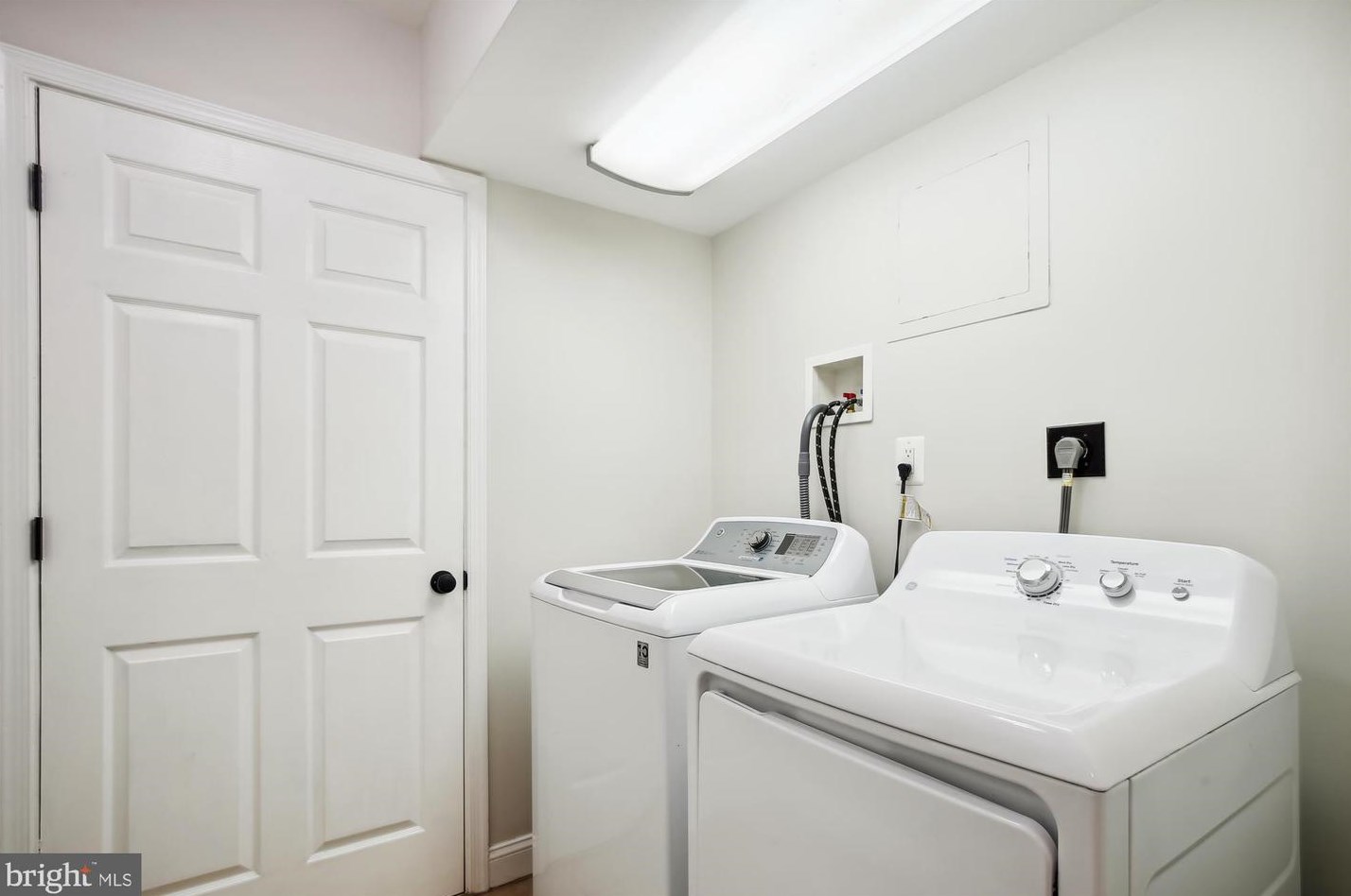 4794 Gainsborough Dr, Fairfax VA 22032-2313 exterior