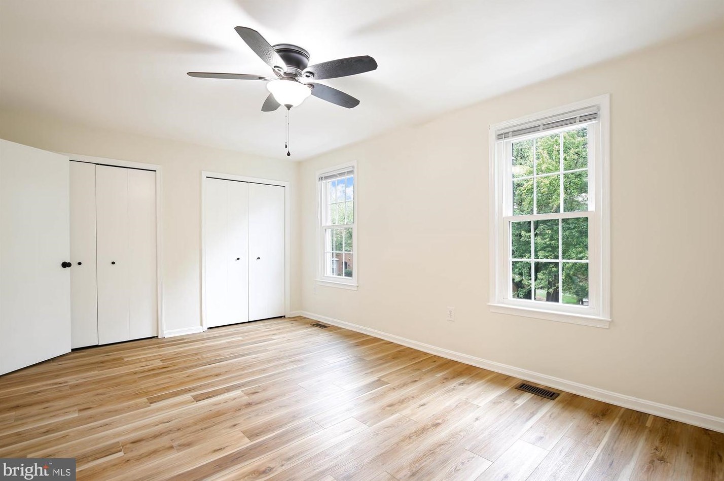 4794 Gainsborough Dr, Fairfax VA 22032-2313 exterior