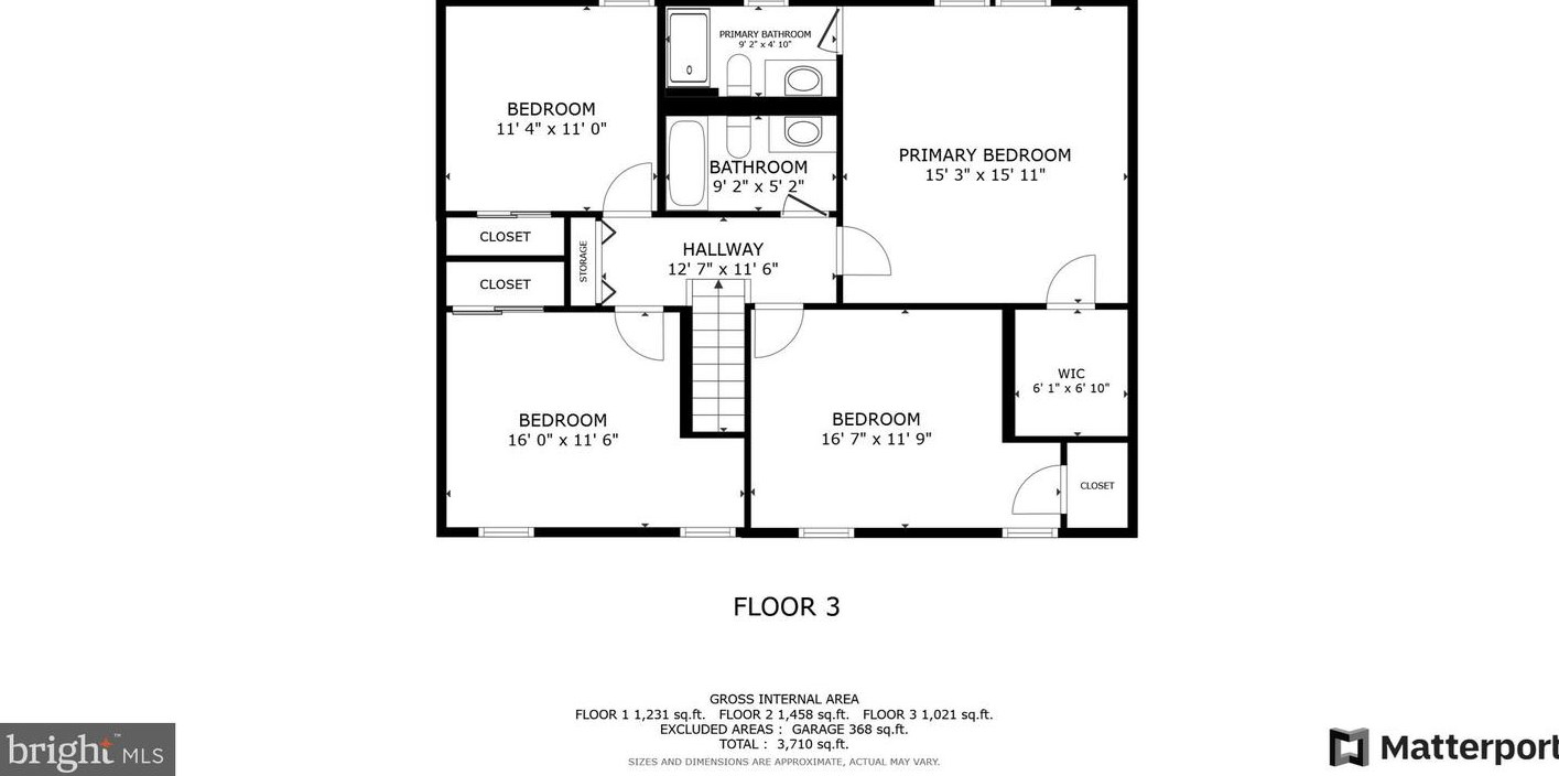 5707 Oak Leather Dr, Springfield VA  22015-2315 exterior