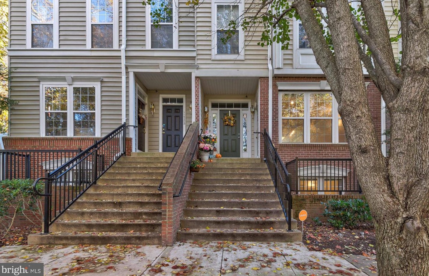 11622 Cavalier Landing Ct, Fairfax, VA 22030-8575