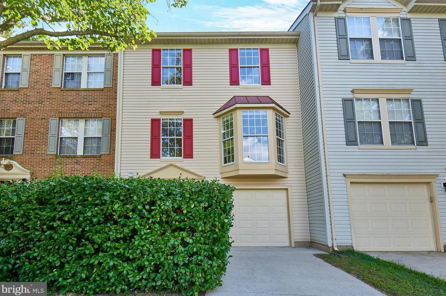 14315 Papilion Way, Centreville, VA 20121