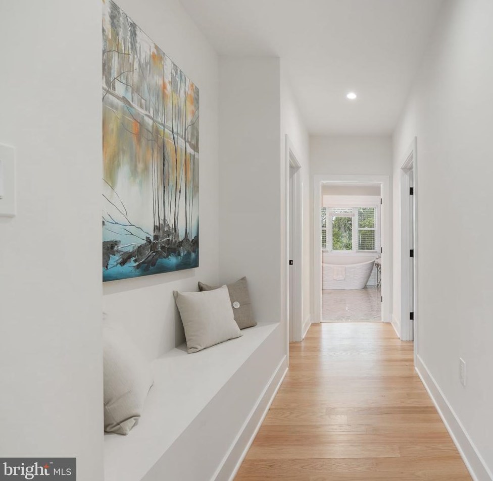 828 Constellation Dr, Great Falls VA  22066-2501 exterior