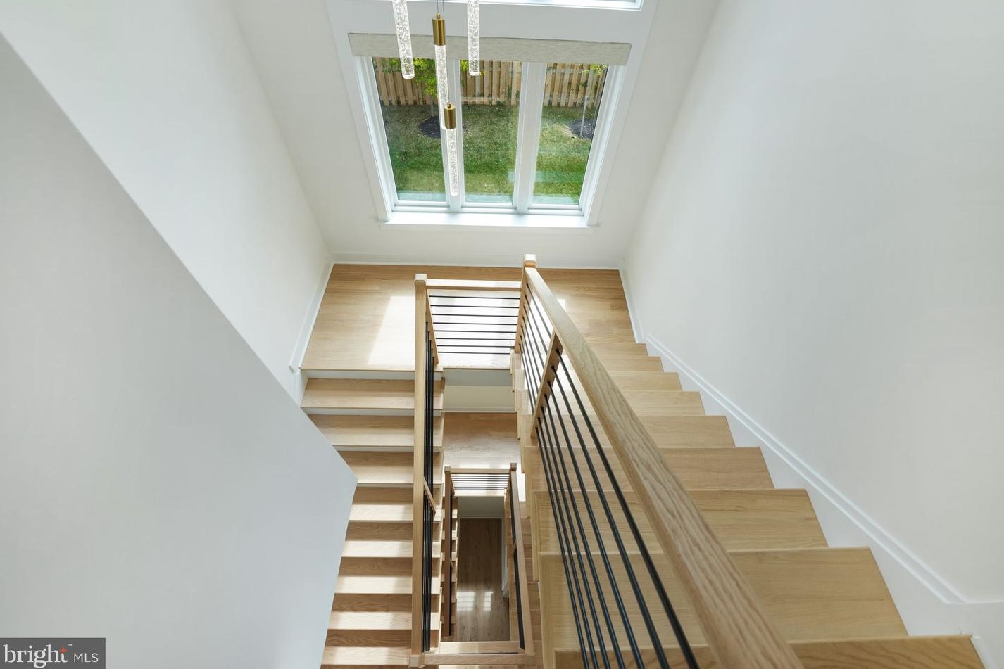 828 Constellation Dr, Great Falls VA  22066-2501 exterior