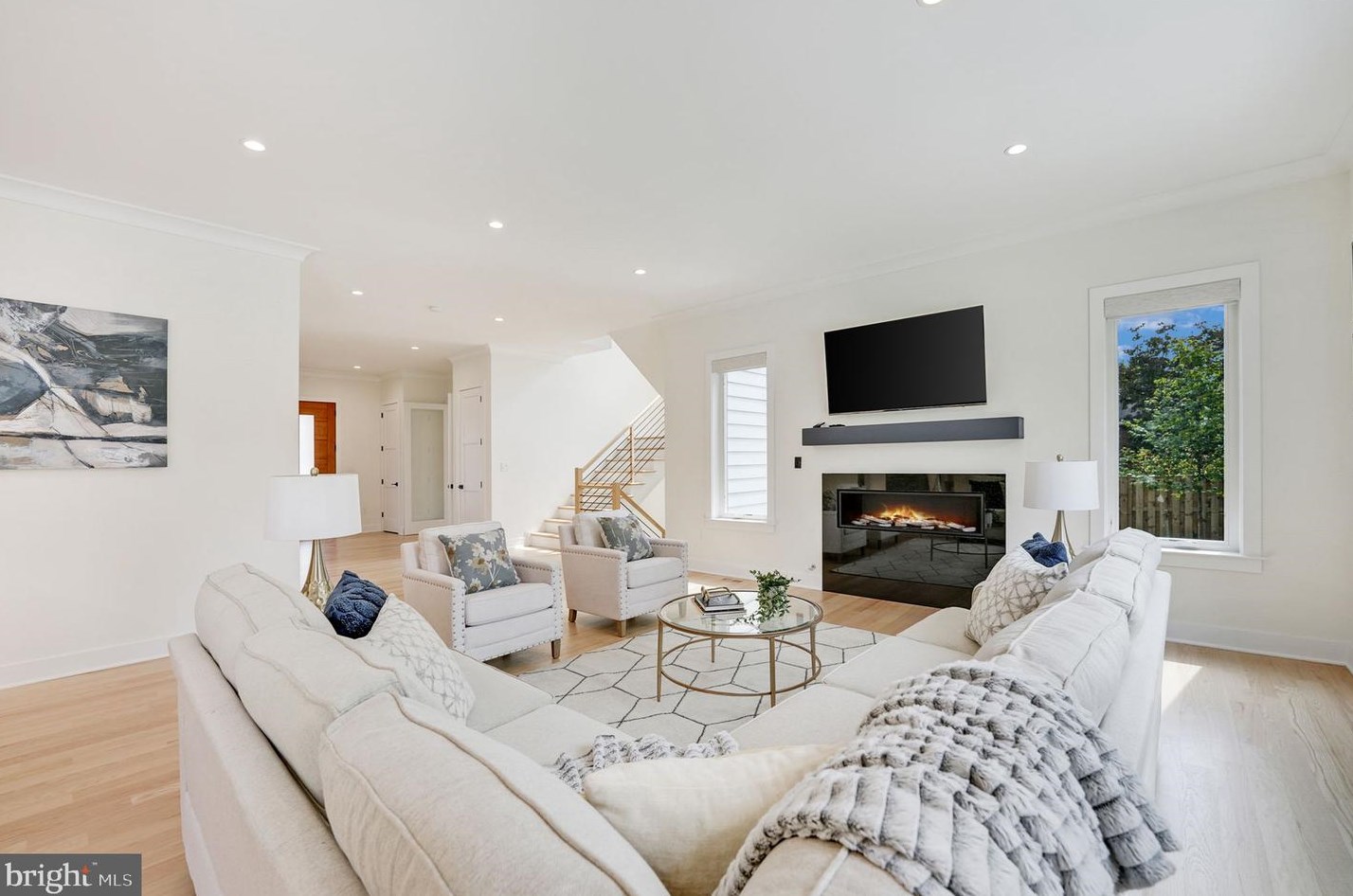 828 Constellation Dr, Great Falls VA  22066-2501 exterior