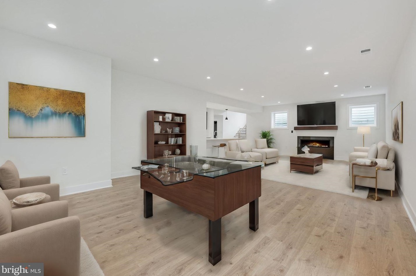 828 Constellation Dr, Great Falls VA  22066-2501 exterior