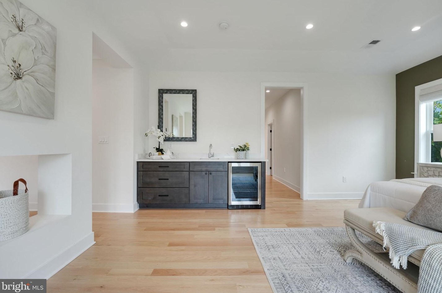 828 Constellation Dr, Great Falls VA  22066-2501 exterior