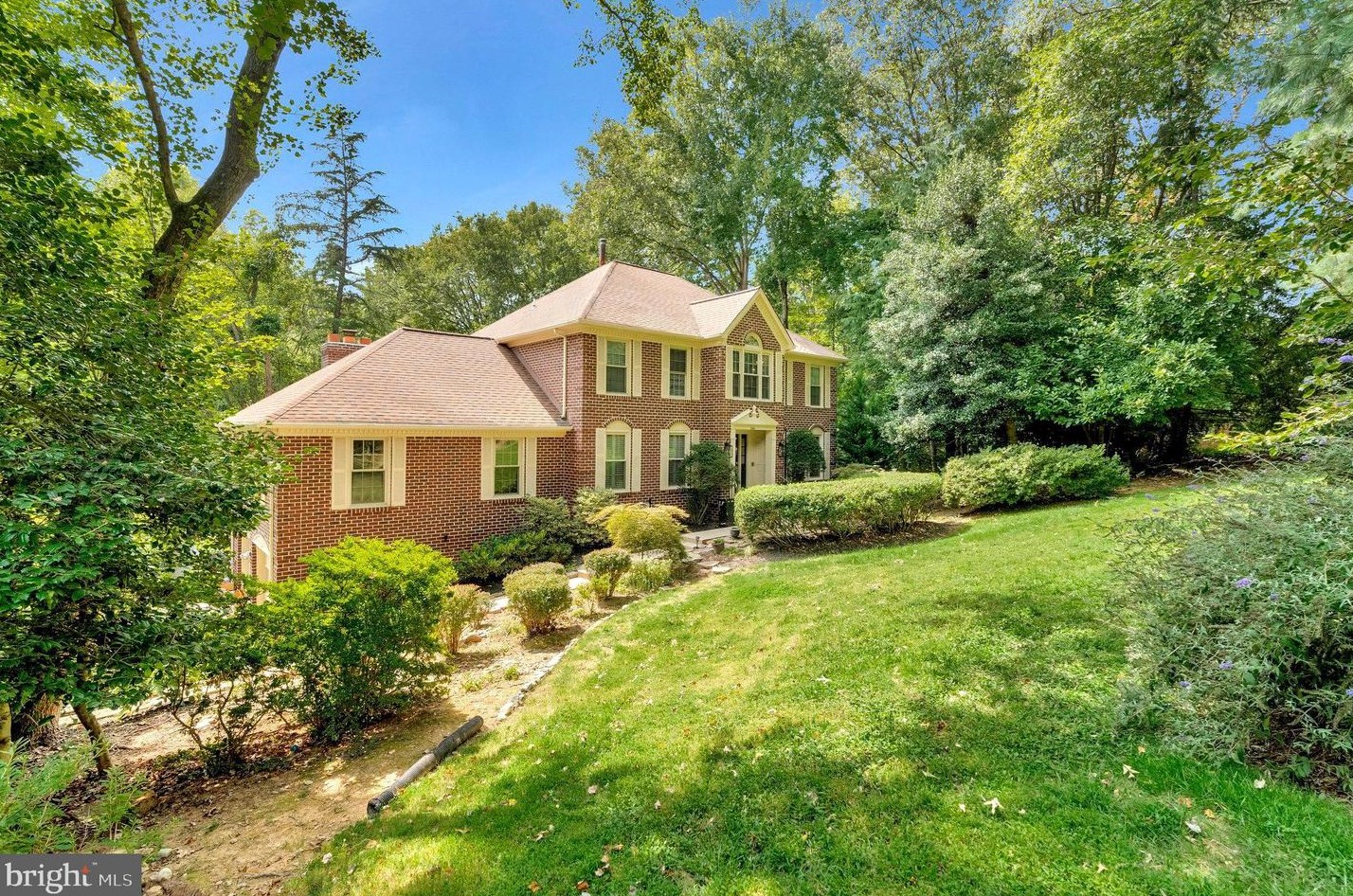 11441 Stone Mill Ct, Vienna, VA 22124