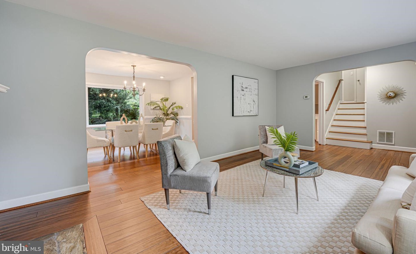 10315 Blake Ln, Vienna VA 22124-2632 exterior