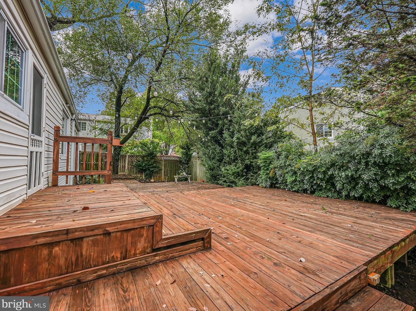 10315 Blake Ln, Vienna VA 22124-2632 exterior