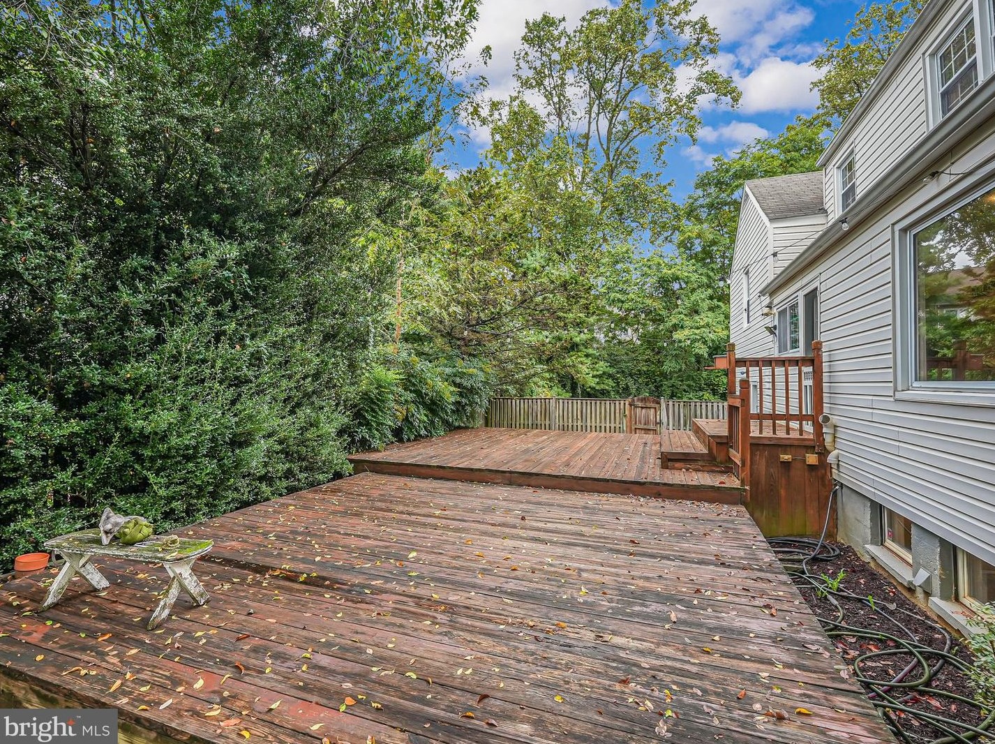 10315 Blake Ln, Vienna VA 22124-2632 exterior