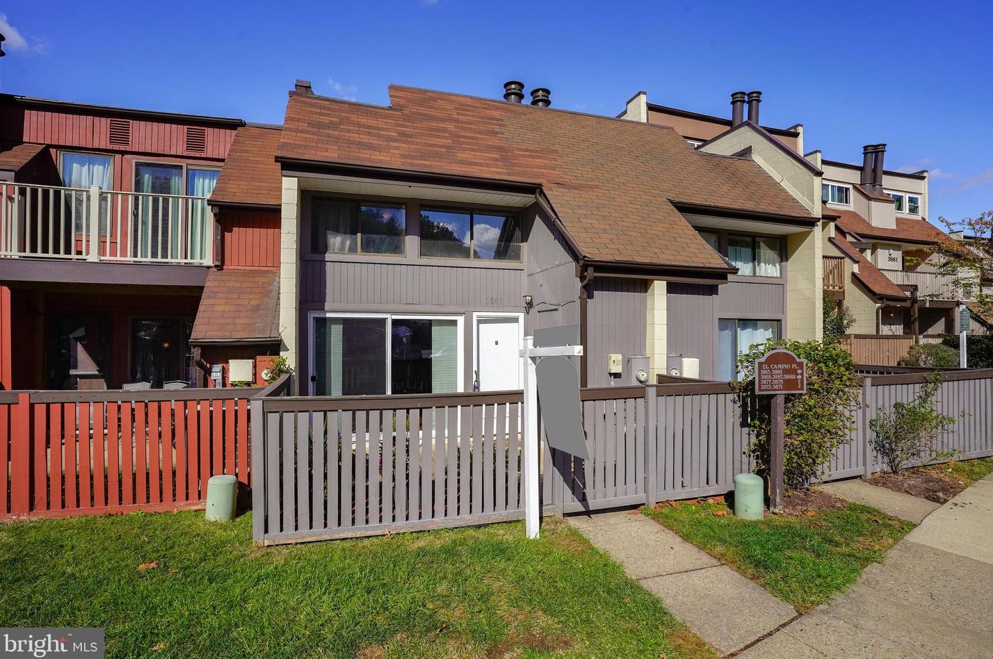 3863 El Camino Pl, Alexandria, VA 22309-1446