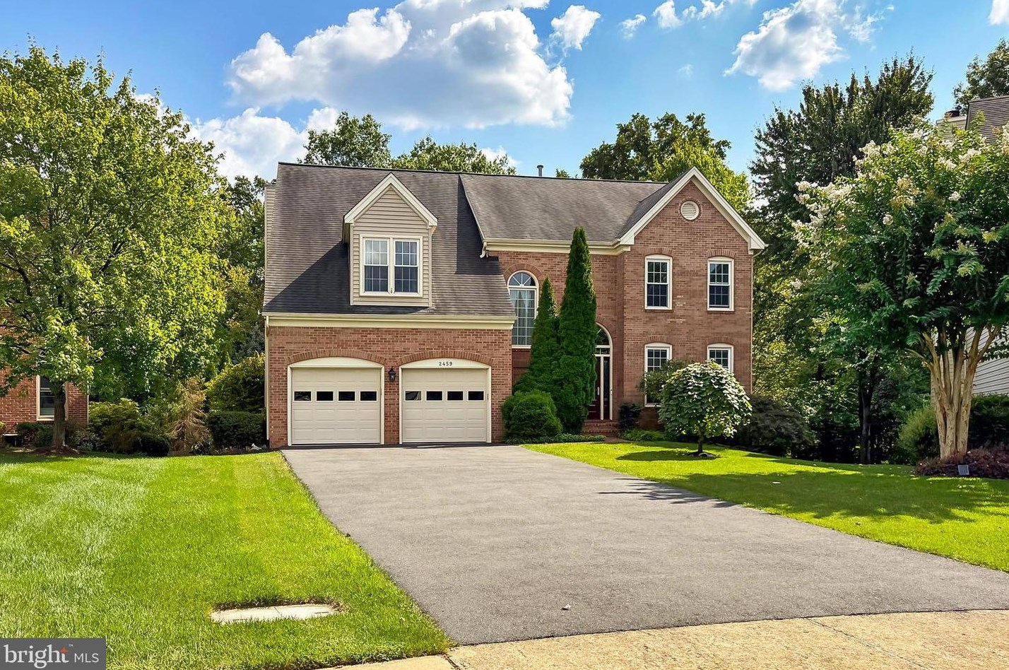 2459 Dakota Lakes Dr, Herndon, VA 20171-2972