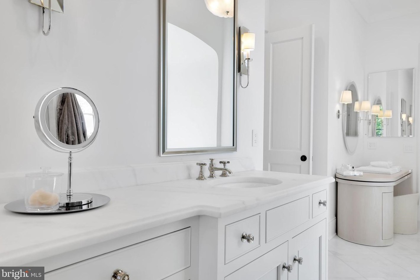 1418 Kirby Rd, Mc Lean VA 22101-3201 exterior