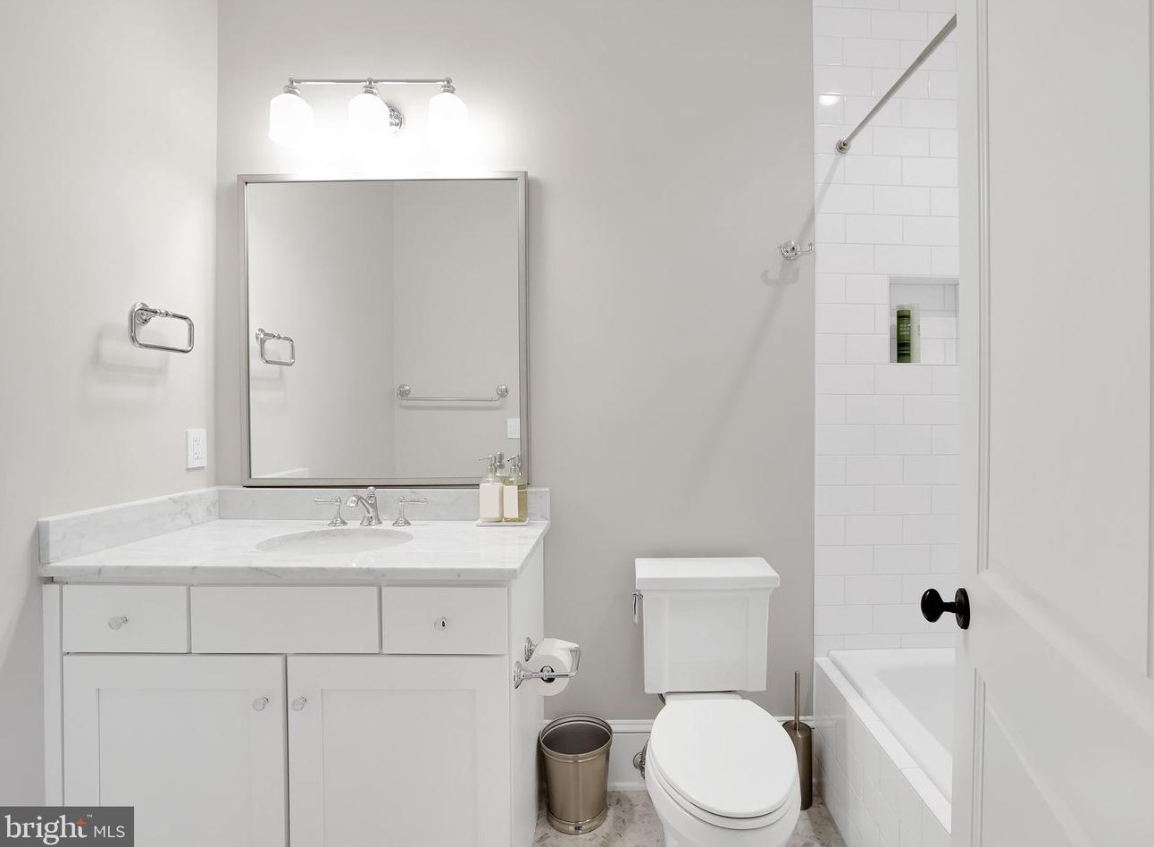 1418 Kirby Rd, Mc Lean VA 22101-3201 exterior