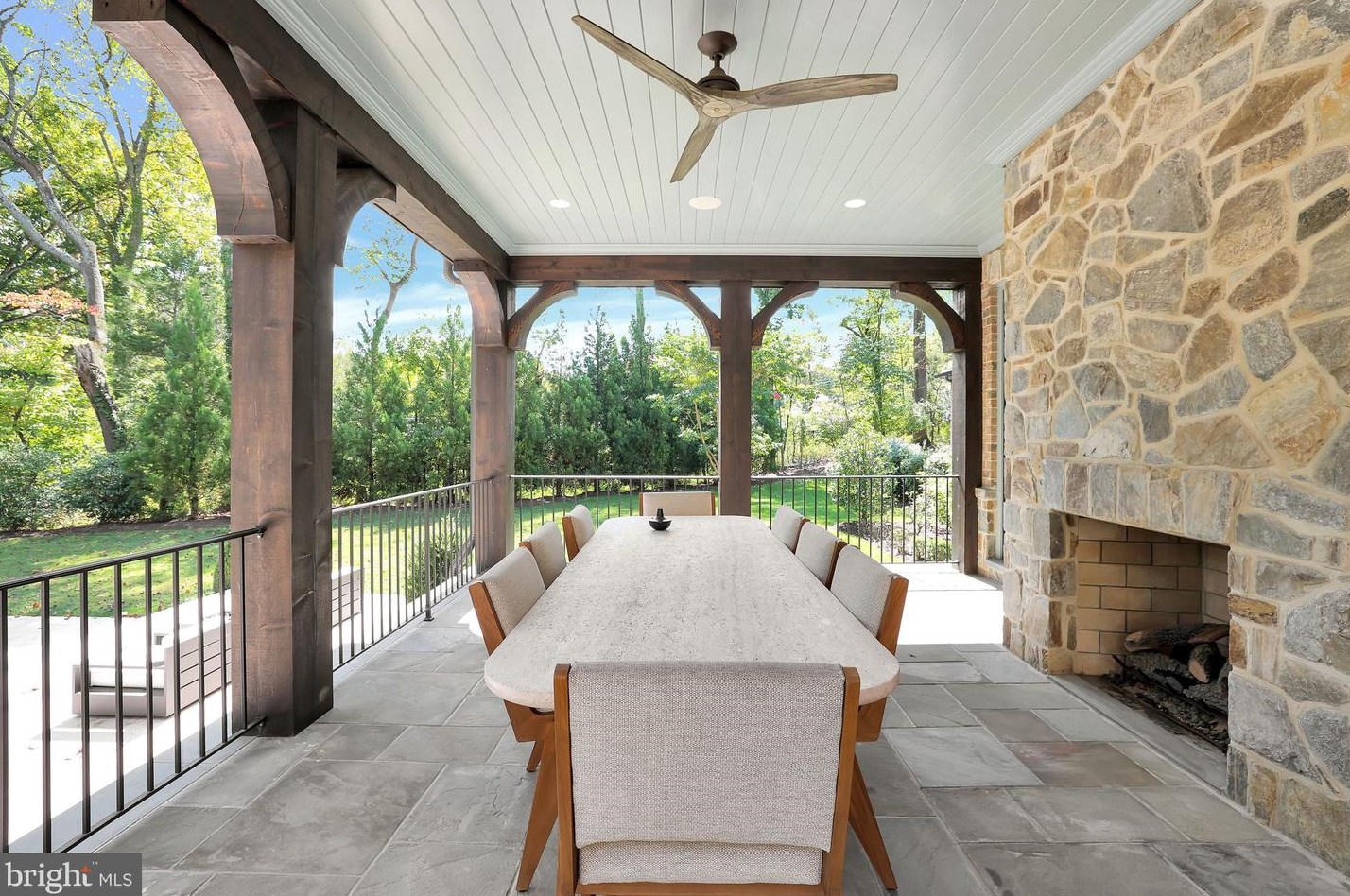 1418 Kirby Rd, Mc Lean VA 22101-3201 exterior