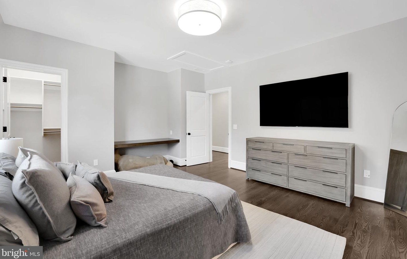 1418 Kirby Rd, Mc Lean VA 22101-3201 exterior