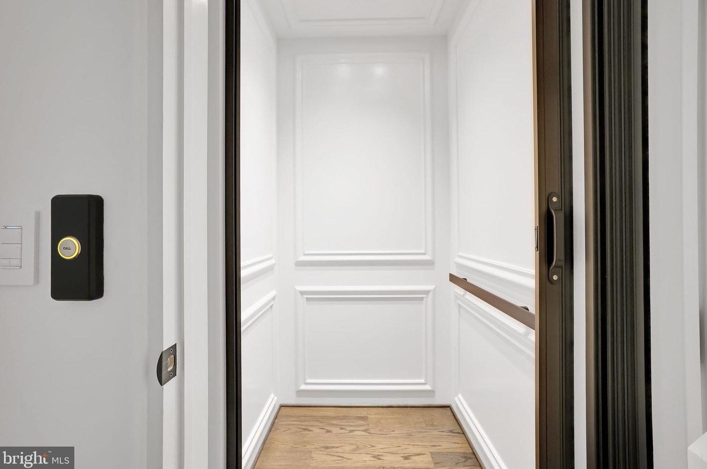 1418 Kirby Rd, Mc Lean VA 22101-3201 exterior