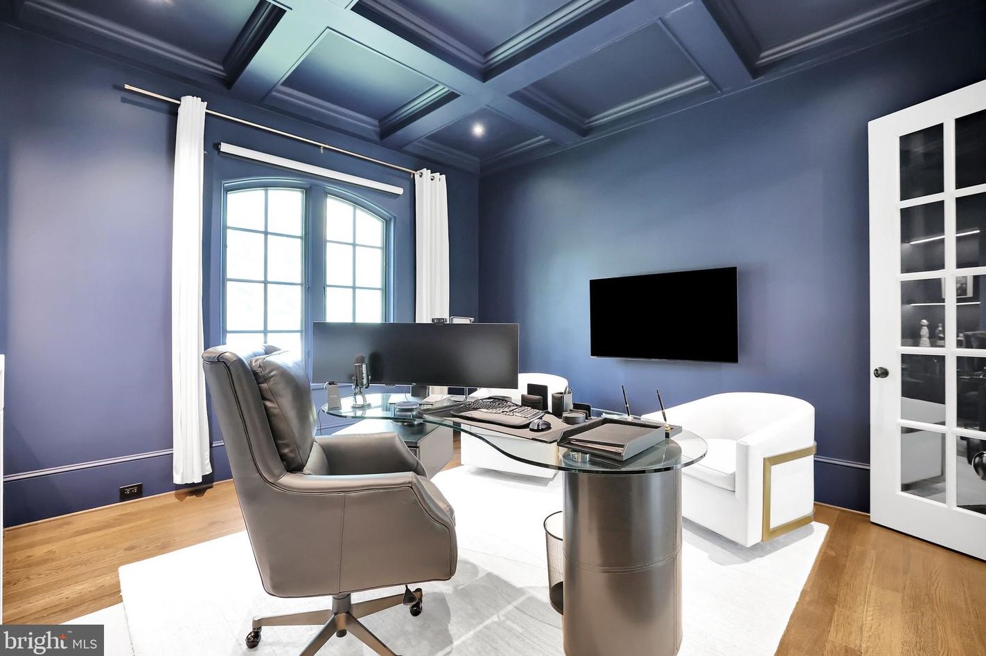 1418 Kirby Rd, Mc Lean VA 22101-3201 exterior