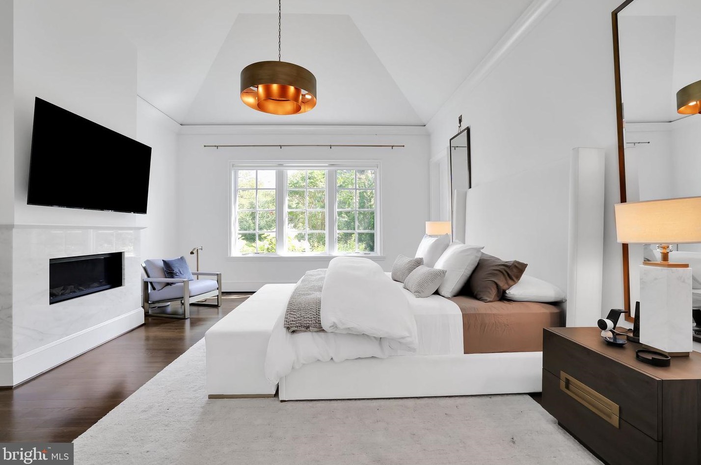 1418 Kirby Rd, Mc Lean VA 22101-3201 exterior