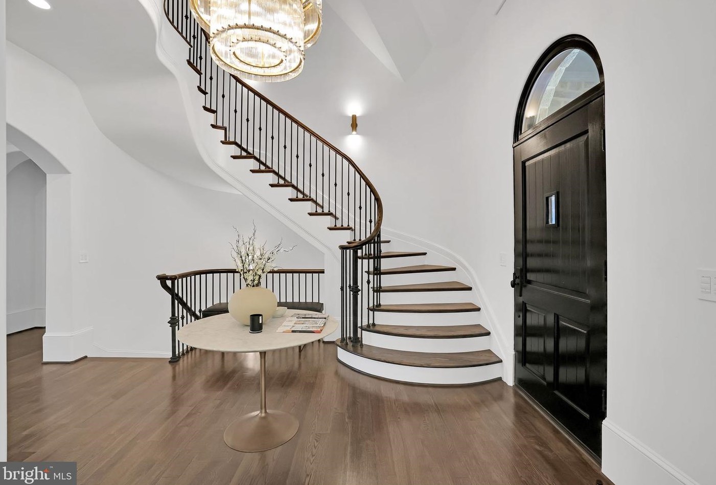 1418 Kirby Rd, Mc Lean VA 22101-3201 exterior