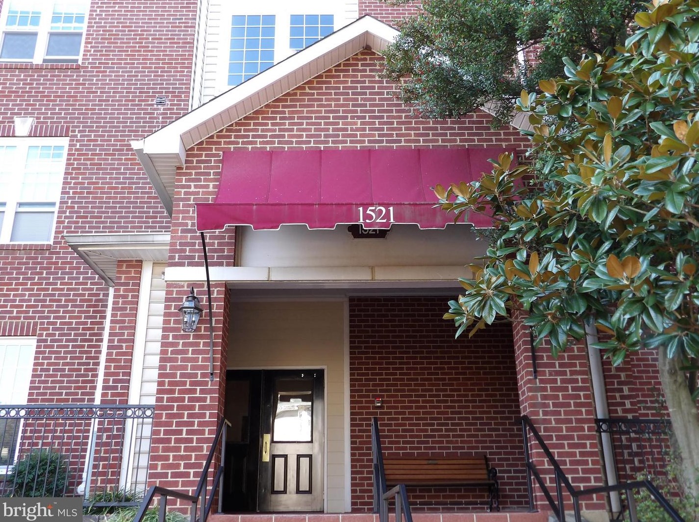 1521 Spring Gate Dr, Mc Lean, VA 10208-3413