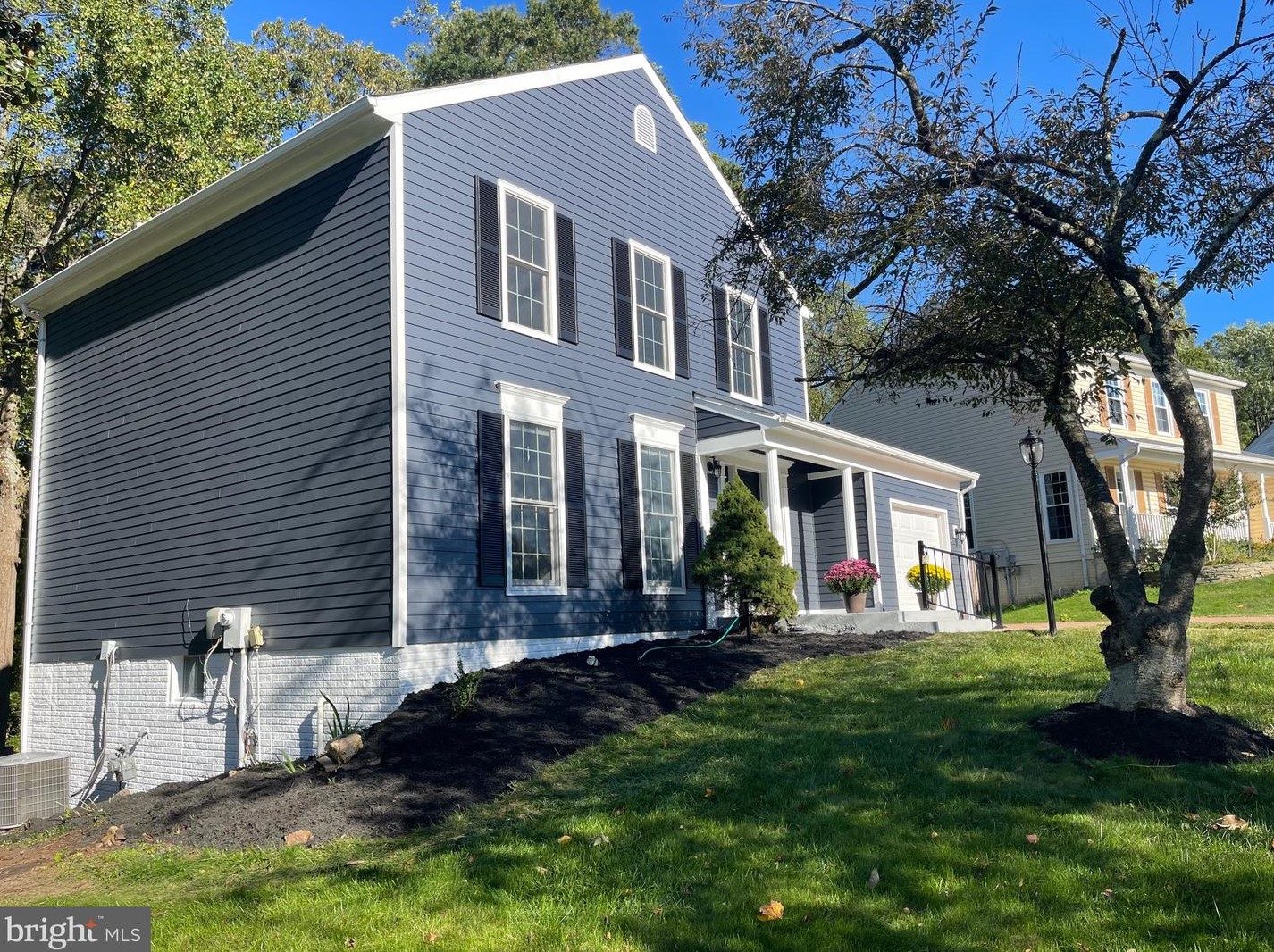 8415 Silverdale Ct, Lorton, VA 22079