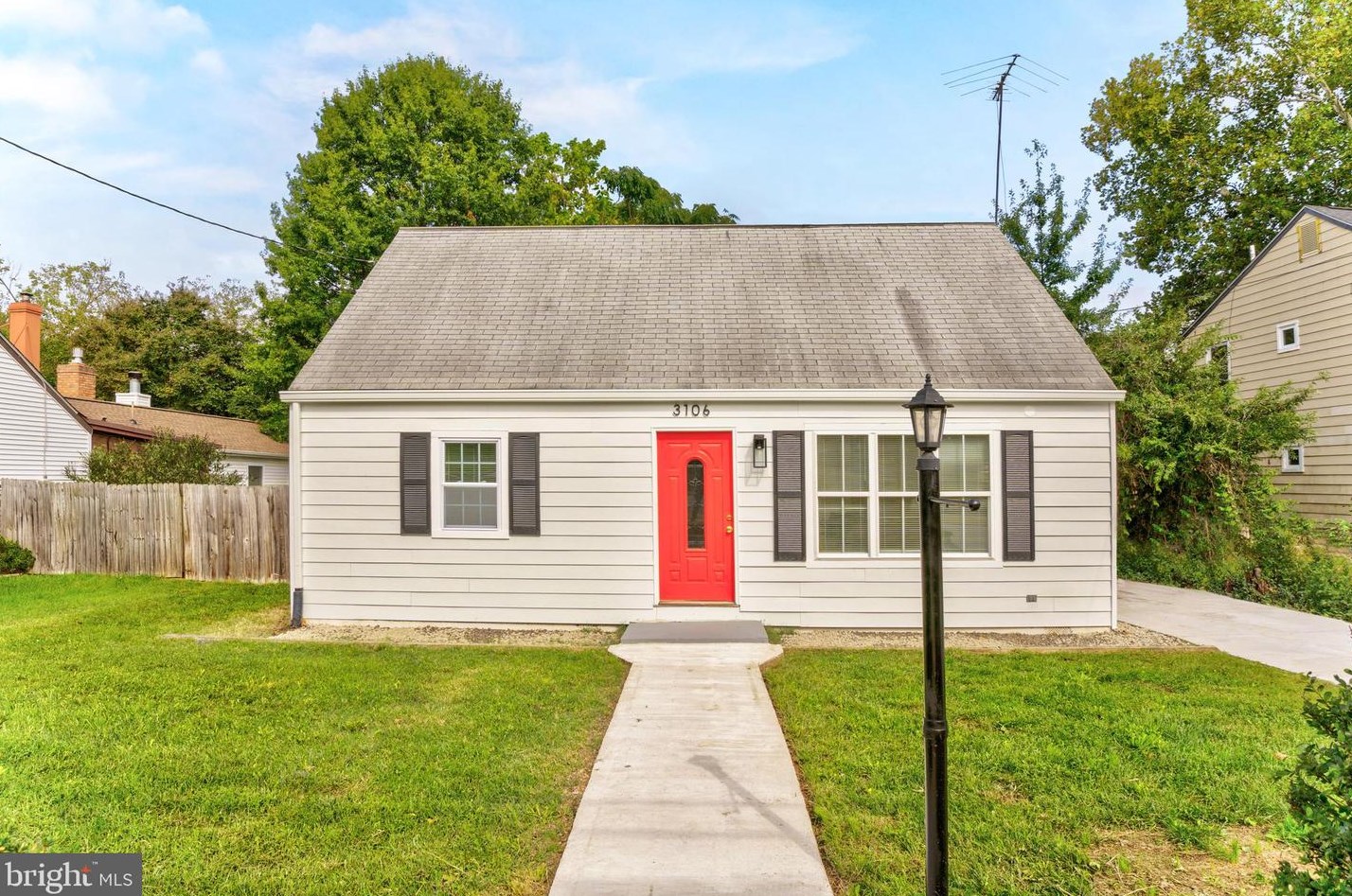 3106 Burgundy Rd, Alexandria, VA 22303