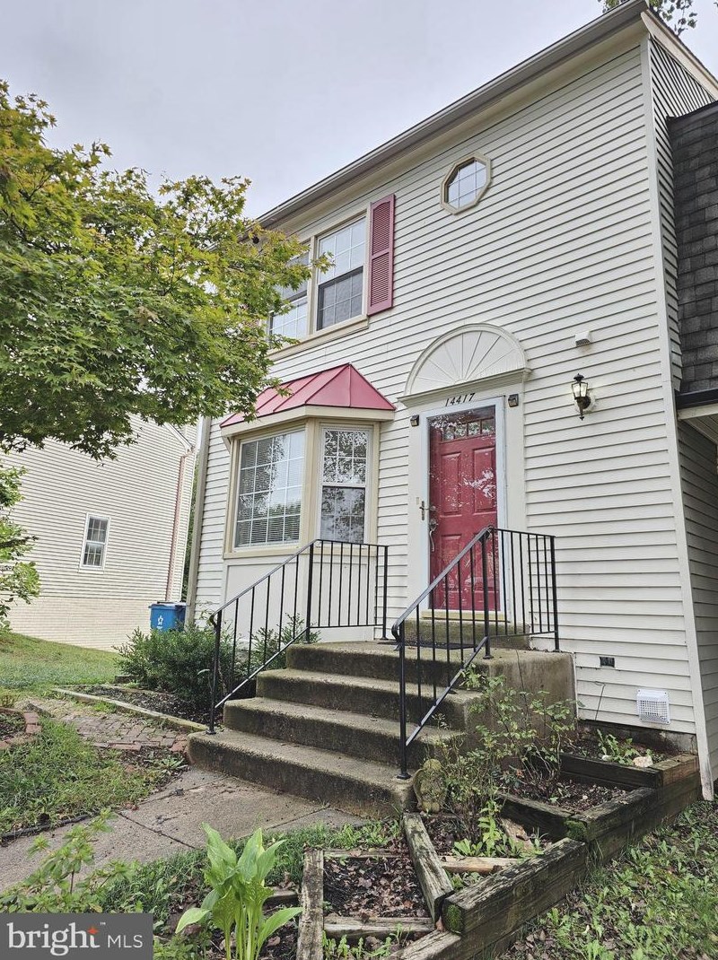 14417 Four Chimney Dr, Centreville, VA 20120-3220