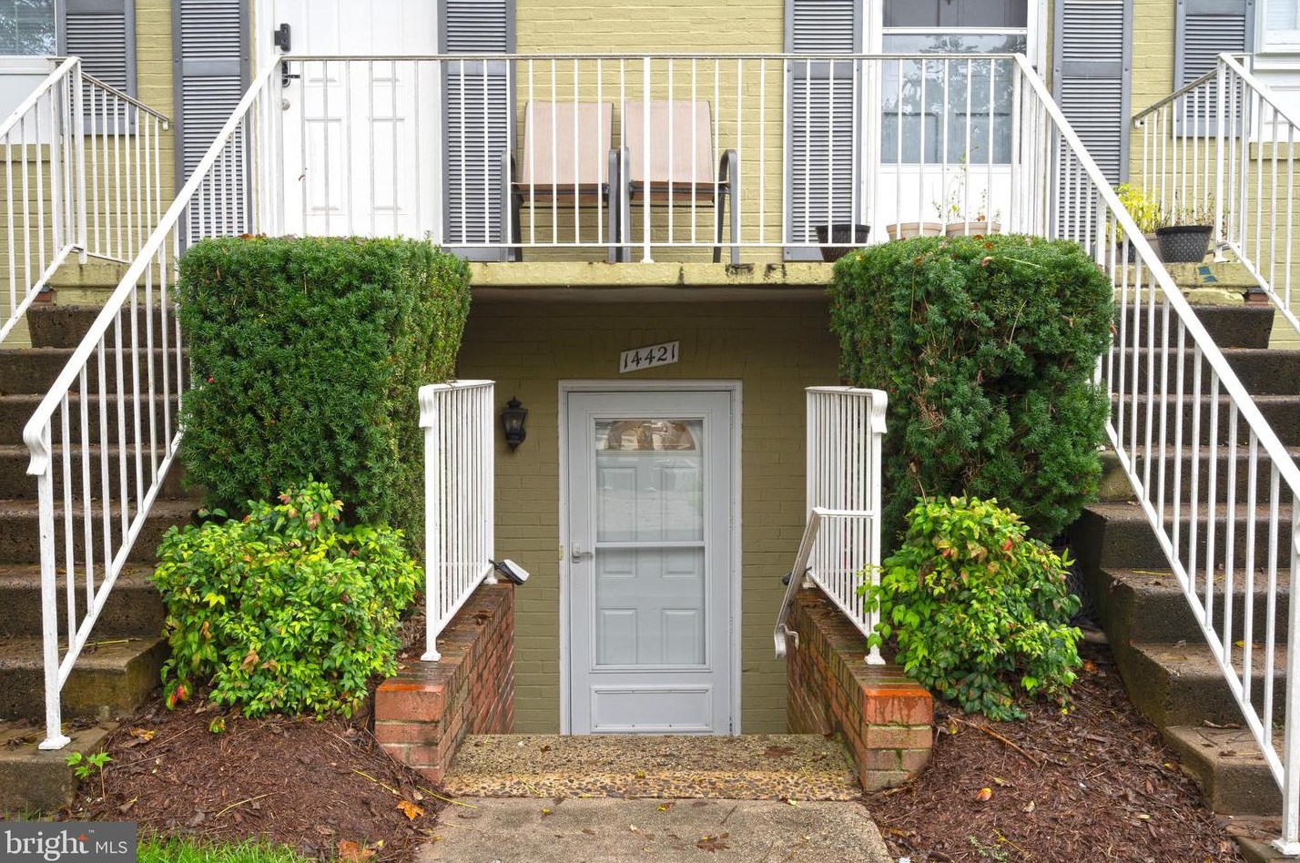 14421 Cool Oak Ln, Centreville, VA 20121-2280