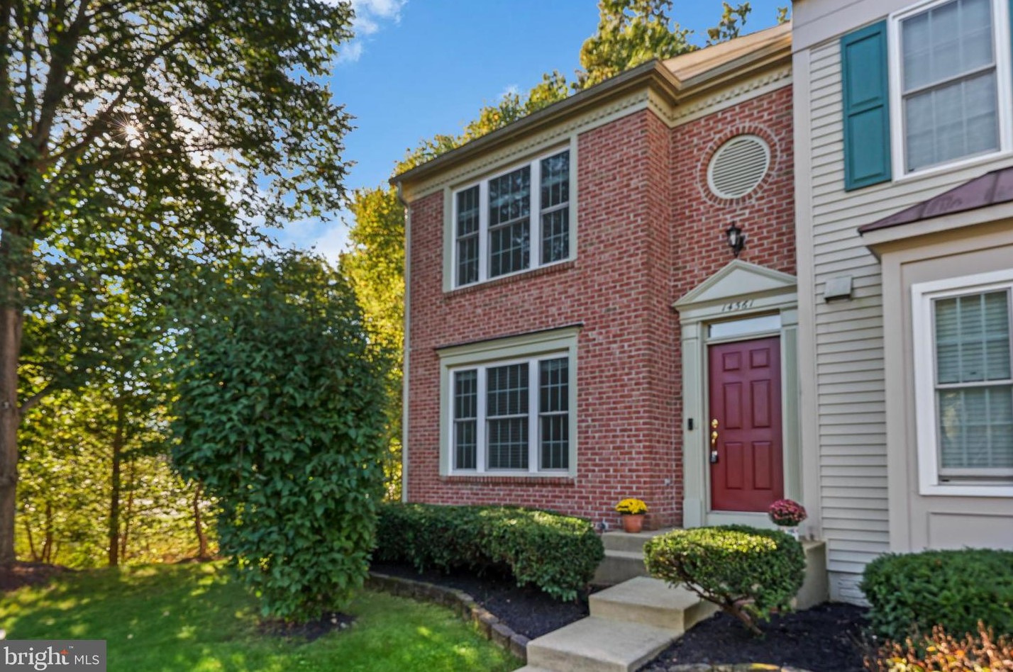 14561 Granville Ln, Centreville, VA 20120
