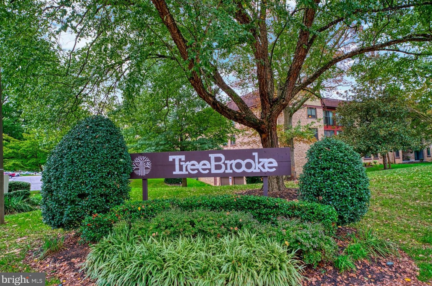 2817 Jermantown Rd #604, Vienna, VA 22124