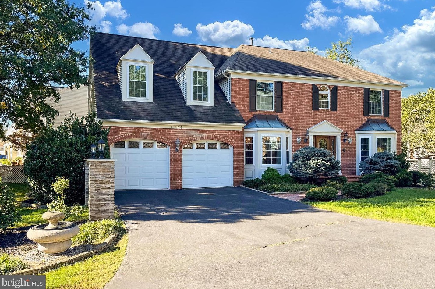 2326 Morgan Ln, Vienna, VA 22027