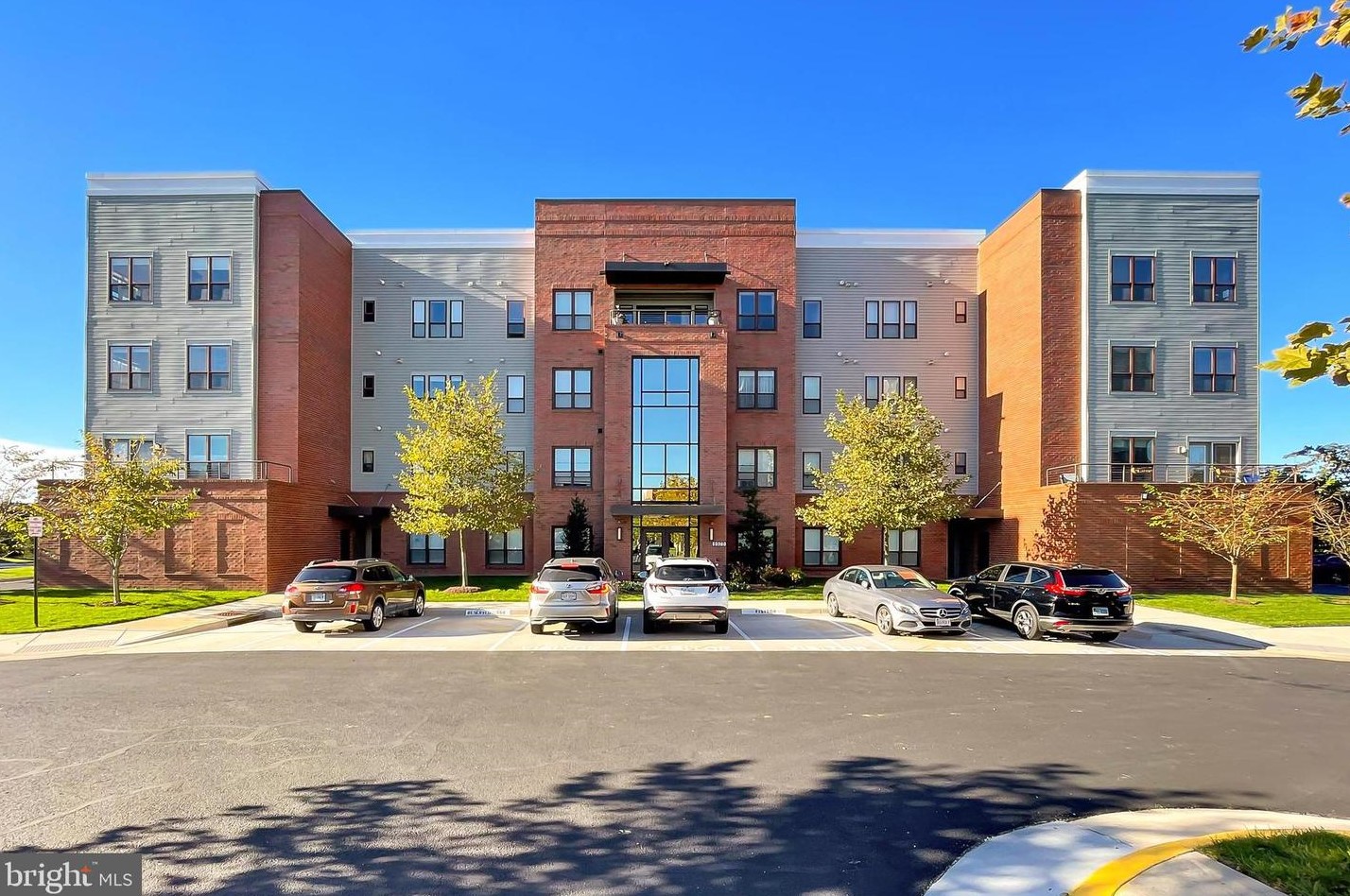 8970 Fascination Ct #314, Lorton, VA 22079