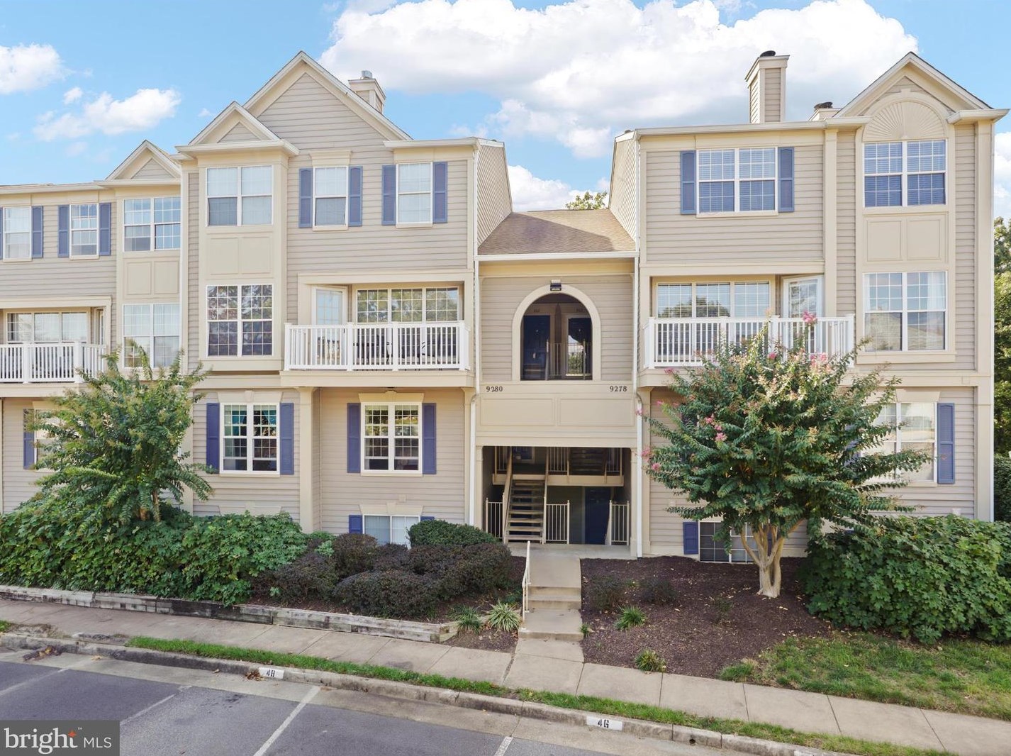 9278 Cardinal Forest Ln #301, Lorton, VA 22079