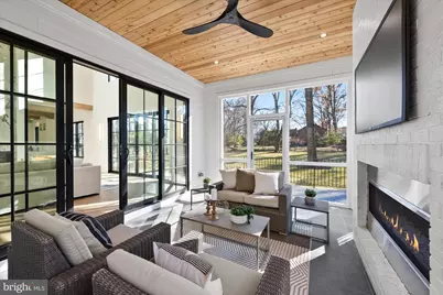 627 Hine Street SE, Vienna, VA 22180 - Photo 12