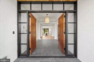 627 Hine St SE, Vienna, VA 22180 - Photo 4