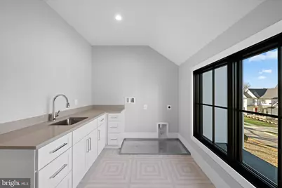 627 Hine Street SE, Vienna, VA 22180 - Photo 80