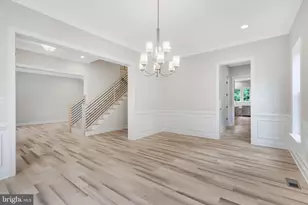 9017 Ellenwood Ln, Fairfax, VA 22032 - Photo 14