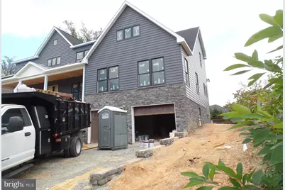 7631 Lisle Avenue, Falls Church, VA 22043 - Photo 4