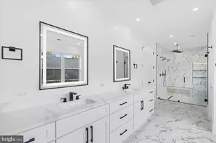 7209 Sipes Ln, Annandale, VA 22003 - Photo 30