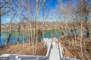 7024 Green Oak Dr, McLean, VA 22101 - Photo 126