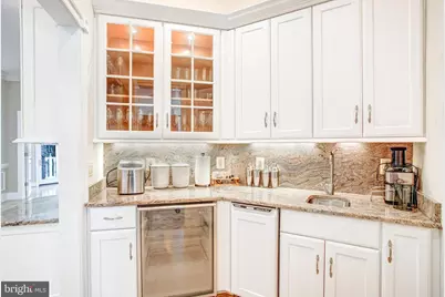 7024 Green Oak Drive, McLean, VA 22101 - Photo 20