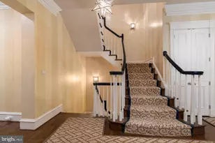 833 Herbert Springs Rd, Alexandria, VA 22308 - Photo 16