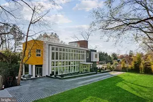 6304 Old Dominion Dr, McLean, VA 22101 - Photo 4