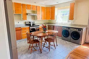 8647 Braddock Ave, Alexandria, VA 22309 - Photo 6