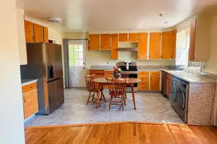 8647 Braddock Ave, Alexandria, VA 22309 - Photo 4