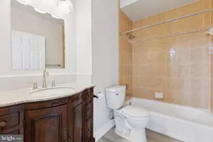 10828 Miller Rd, Oakton, VA 22124 - Photo 18