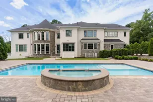 1181 Ballantrae Ln, McLean, VA 22101 - Photo 8