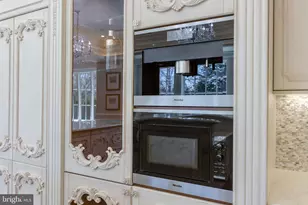 1181 Ballantrae Ln, McLean, VA 22101 - Photo 32